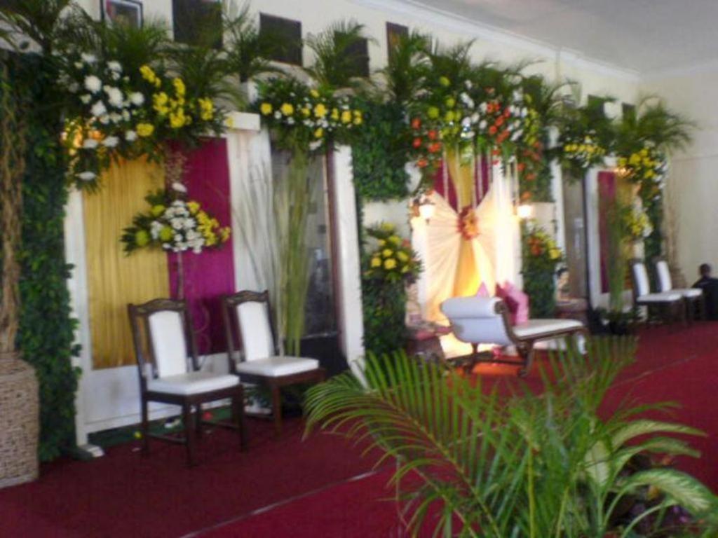King Hotel Wates  Ngoại thất bức ảnh